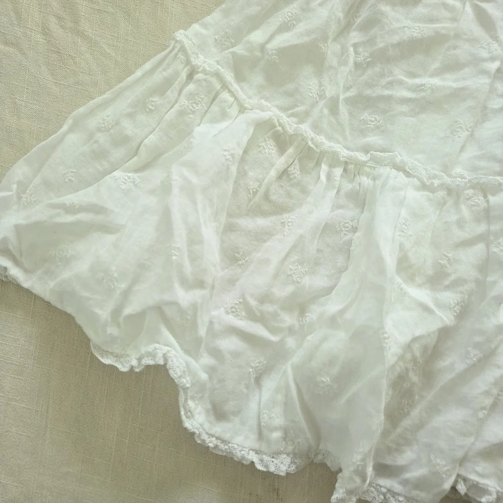 Wilfred White Eyelet Floral Dress Medium Womens - Picture 3 of 10
